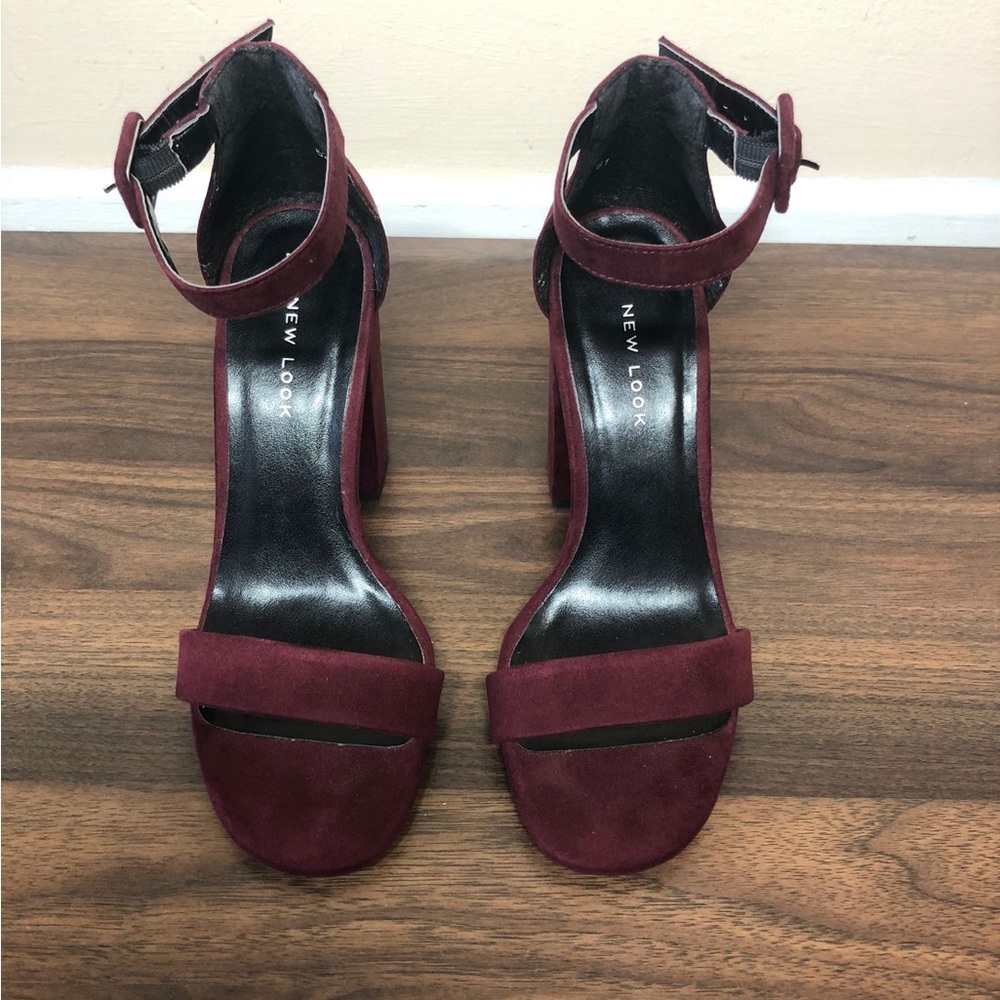 Beautiful sandals/heels